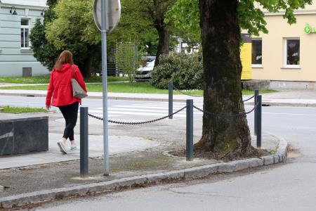 Novi označevalni stebrički 08 foto Ljubo Vukelič